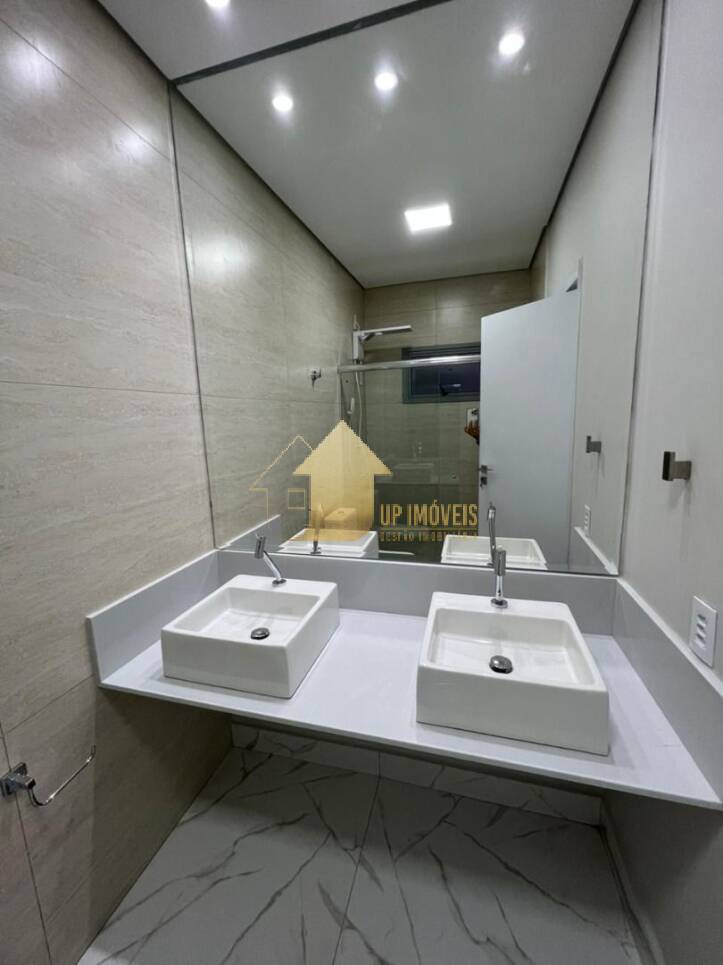 Casa à venda com 3 quartos, 161m² - Foto 14