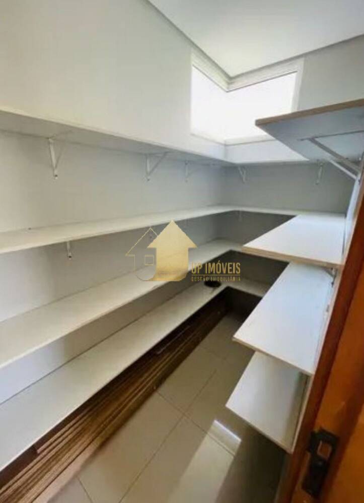 Casa de Condomínio à venda e aluguel com 4 quartos, 300m² - Foto 9