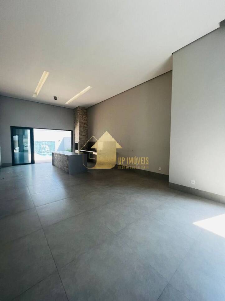 Casa à venda com 3 quartos, 241m² - Foto 6