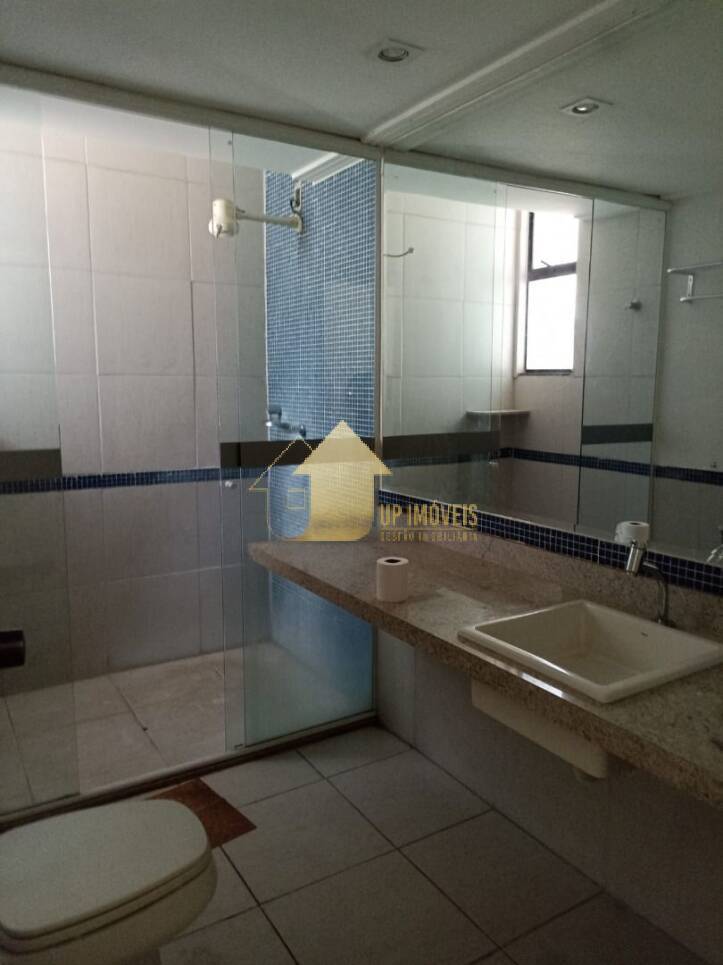 Apartamento para alugar com 3 quartos, 340m² - Foto 12