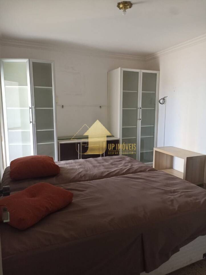 Apartamento para alugar com 3 quartos, 340m² - Foto 15