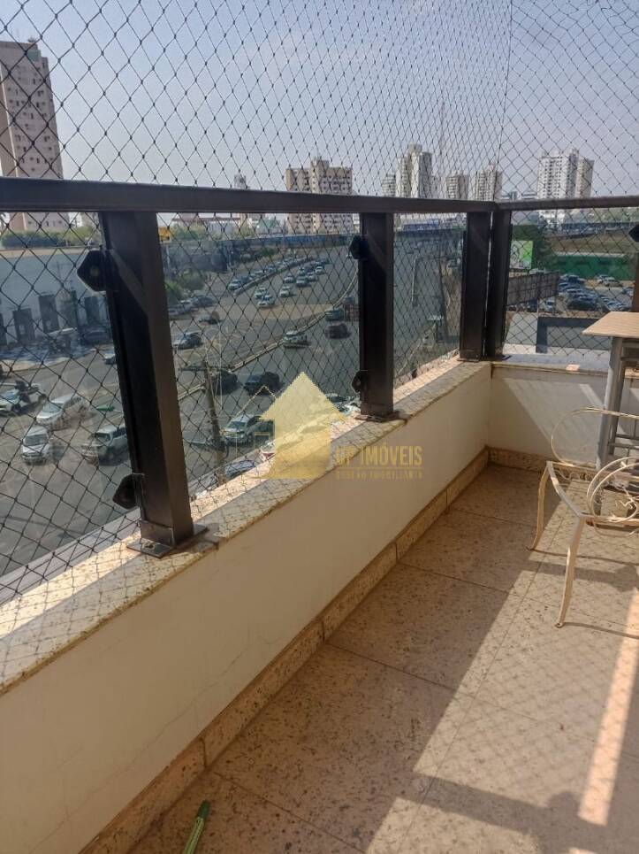 Apartamento para alugar com 3 quartos, 340m² - Foto 23