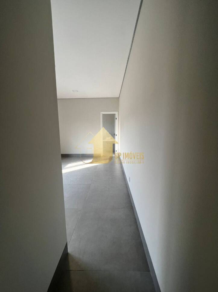 Casa à venda com 3 quartos, 300m² - Foto 29