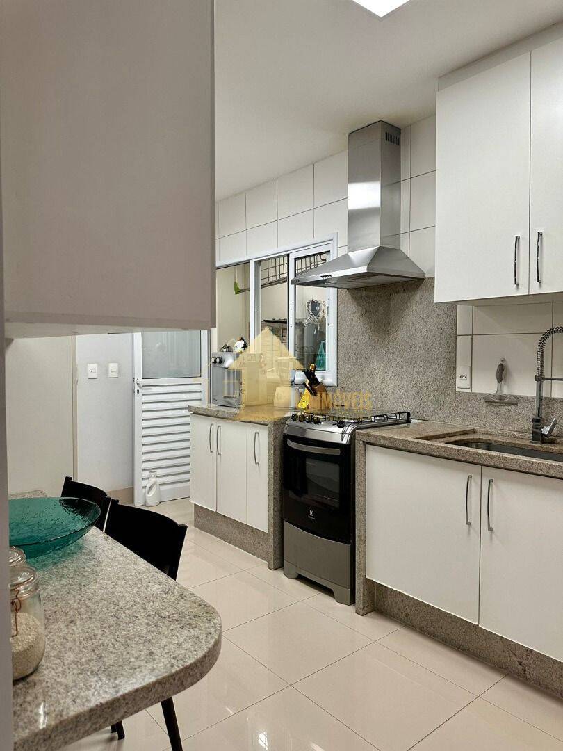 Apartamento à venda com 3 quartos, 117m² - Foto 5