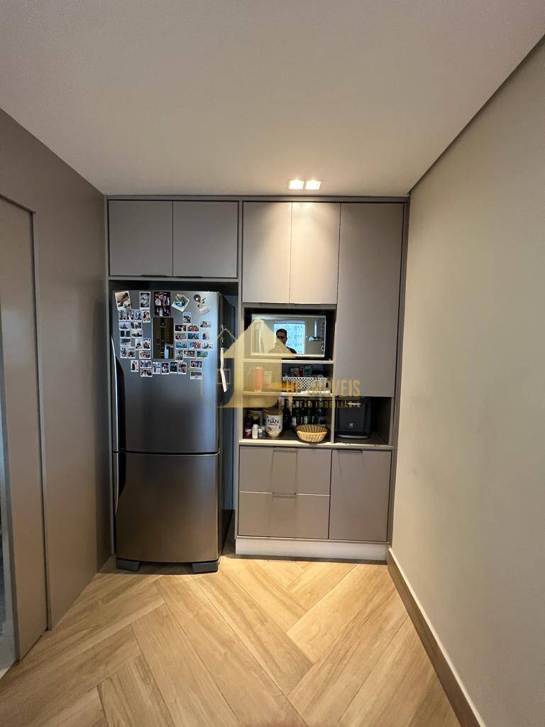 Apartamento à venda com 3 quartos, 136m² - Foto 9