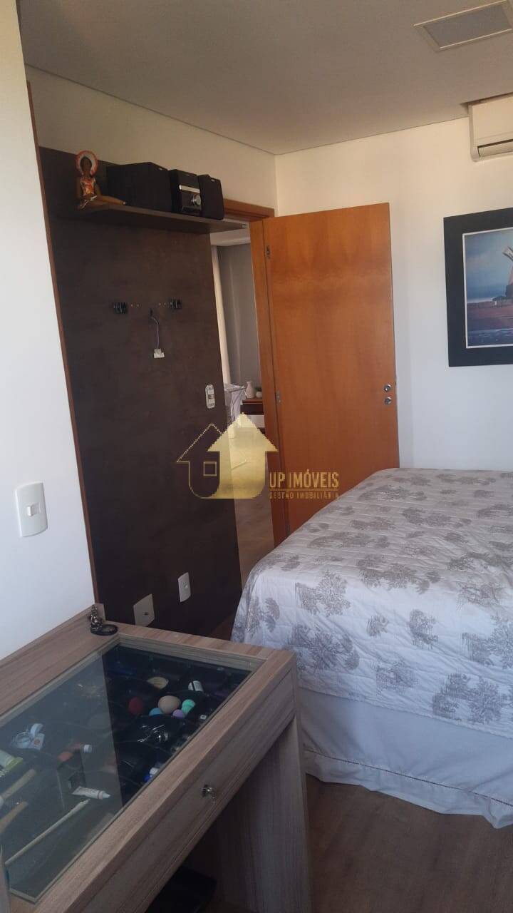 Apartamento à venda com 2 quartos, 70m² - Foto 12