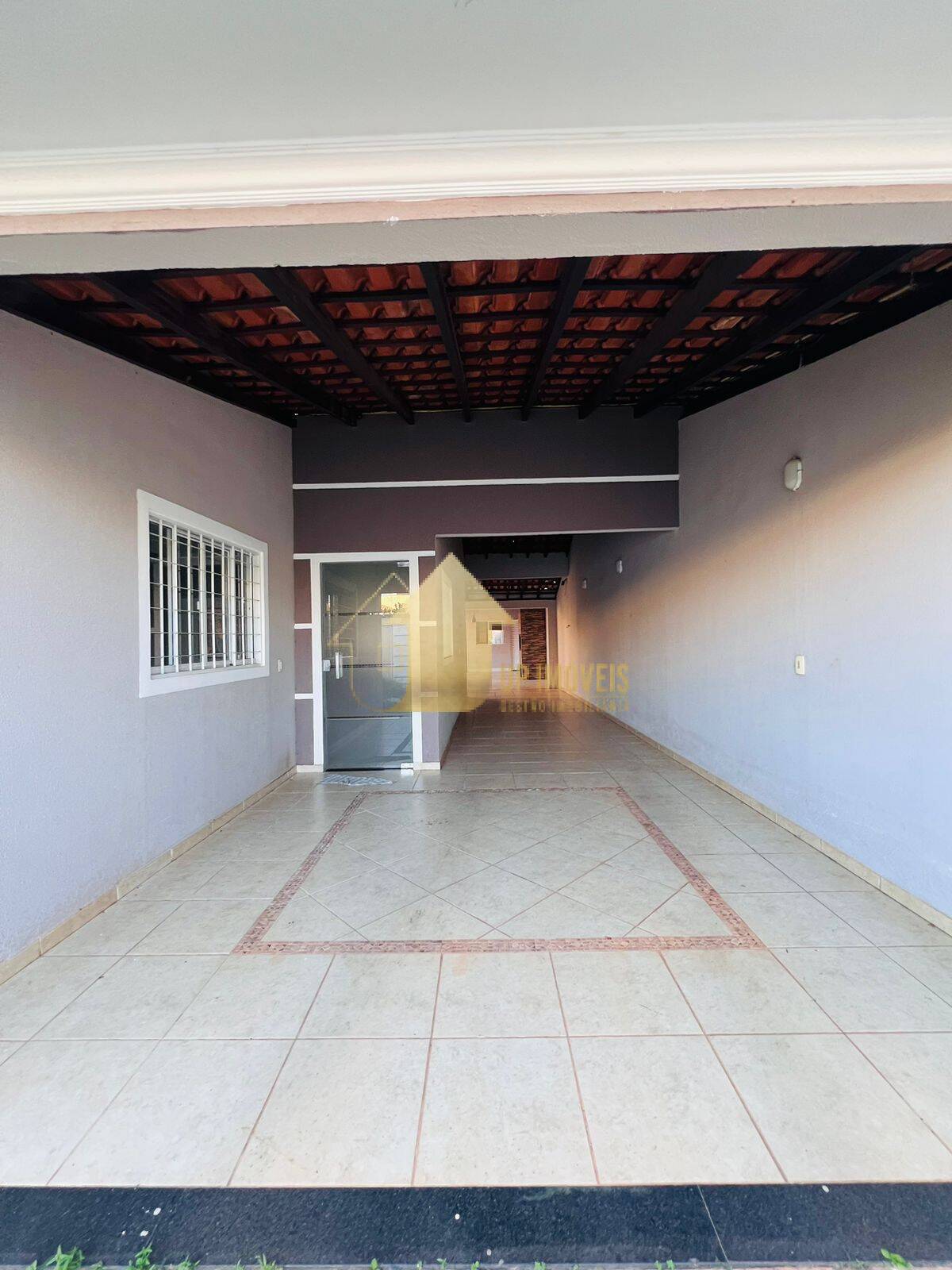 Casa à venda com 3 quartos, 181m² - Foto 4