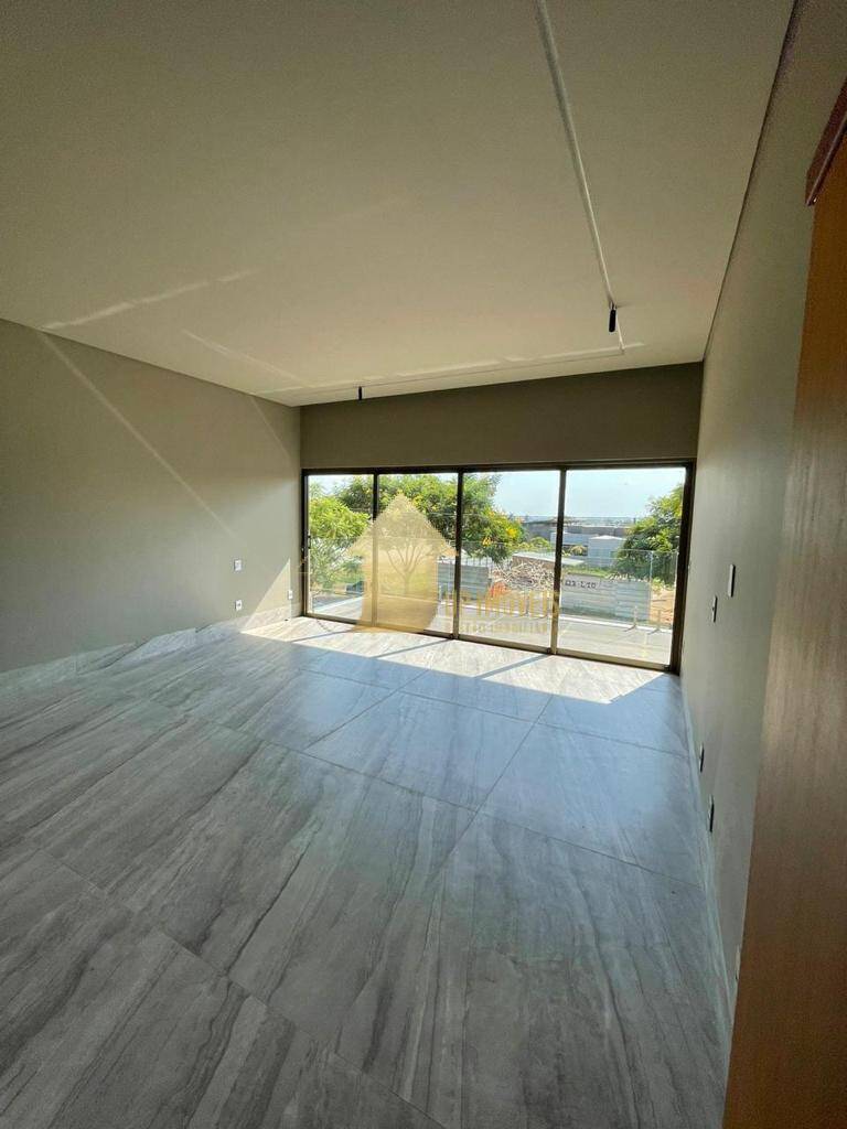 Casa à venda com 4 quartos, 378m² - Foto 13