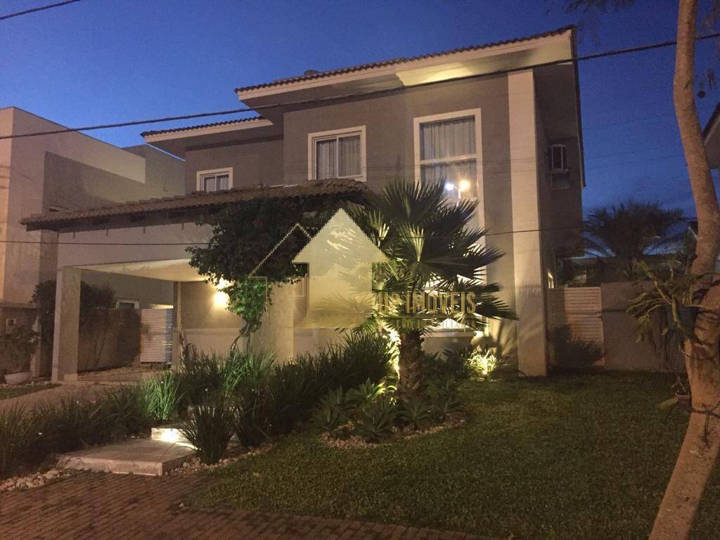 Casa de Condomínio à venda com 4 quartos, 400m² - Foto 1