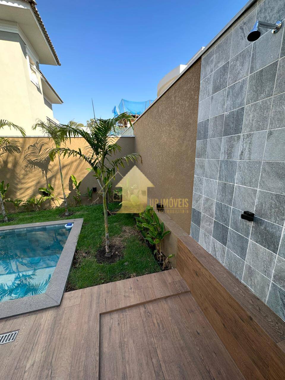 Casa de Condomínio à venda com 3 quartos, 204m² - Foto 9