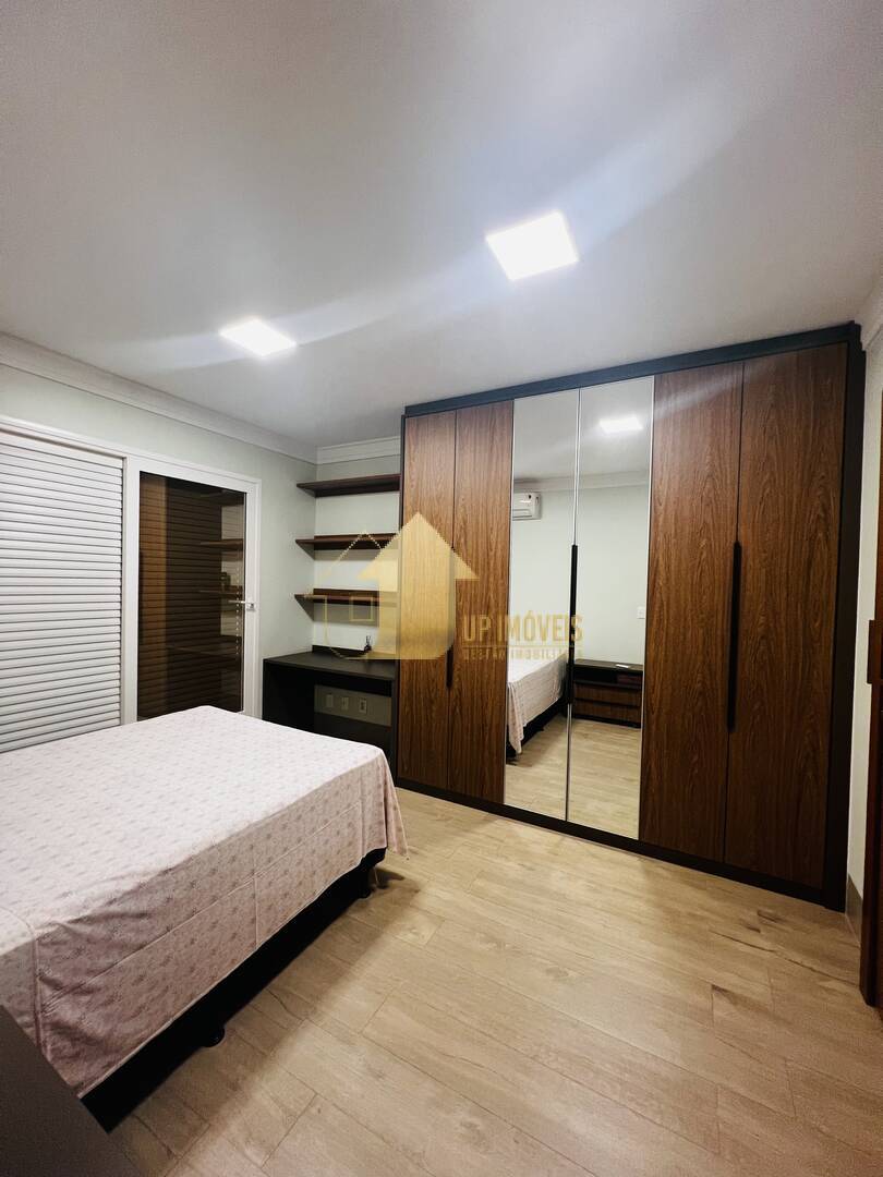 Sobrado à venda com 5 quartos, 313m² - Foto 17