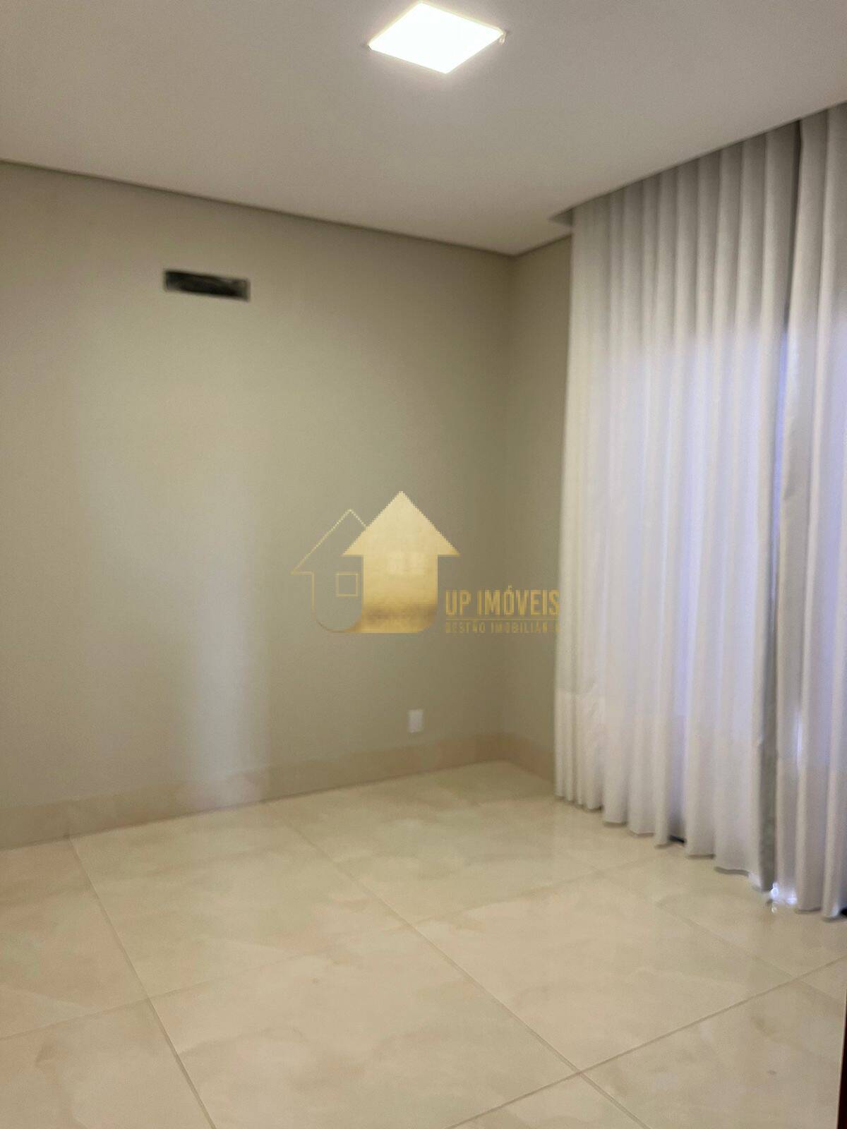 Sobrado para alugar com 3 quartos, 234m² - Foto 5