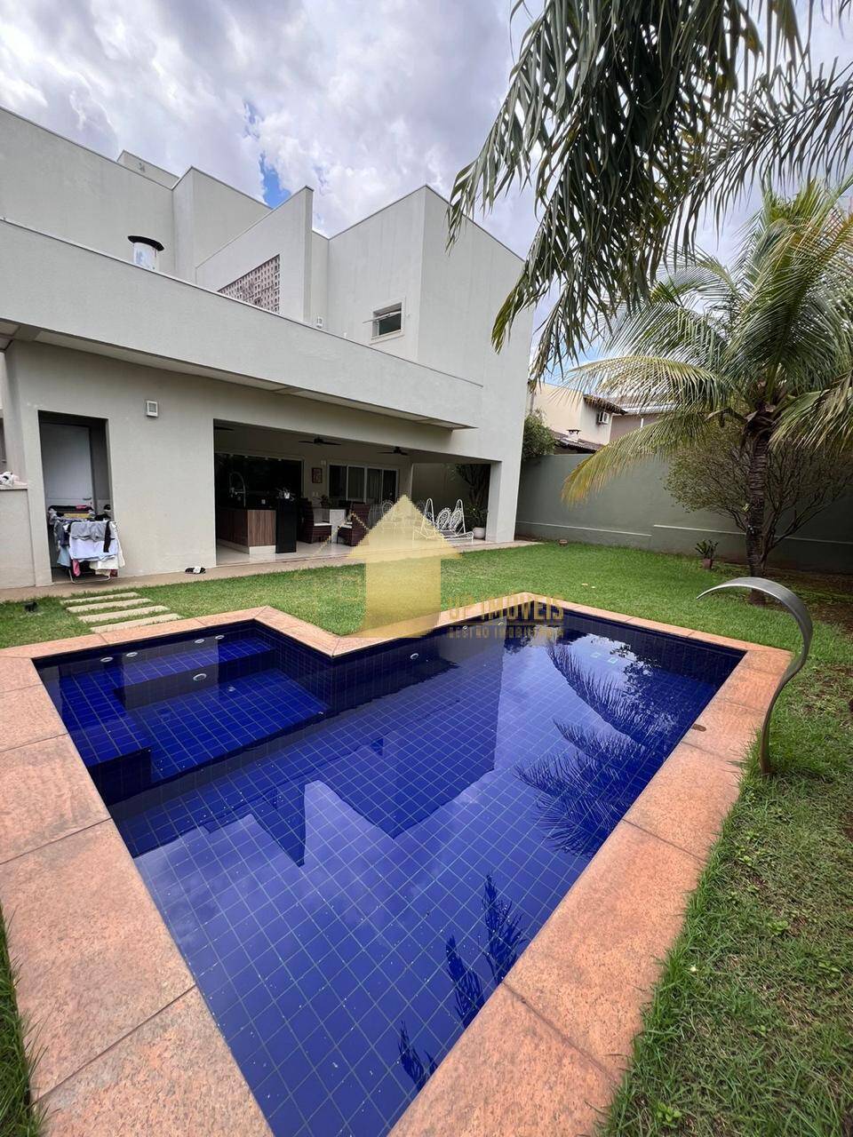 Casa de Condomínio à venda com 4 quartos, 309m² - Foto 8