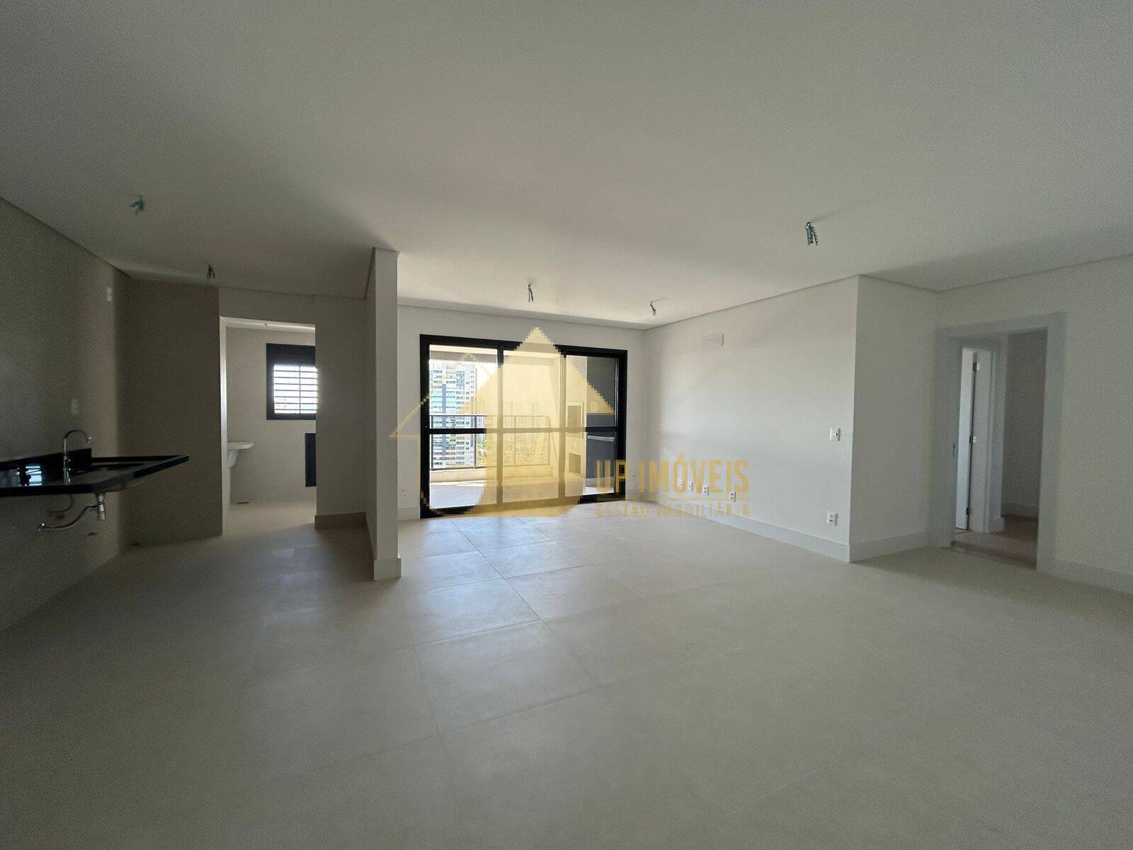 Apartamento à venda com 3 quartos, 132m² - Foto 8