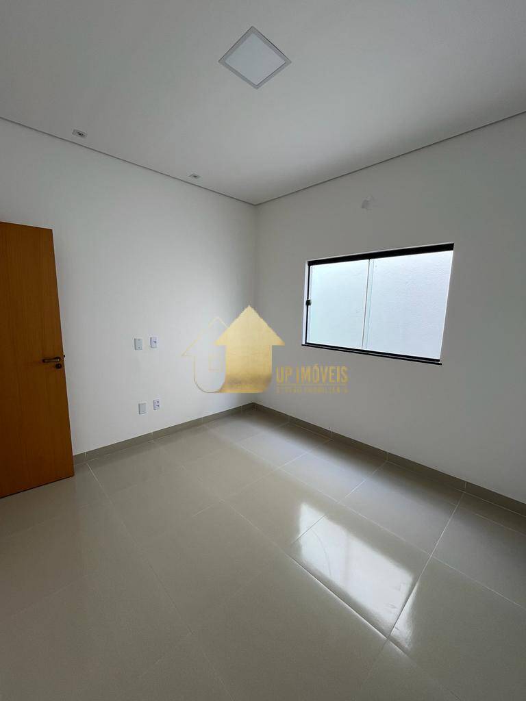 Casa à venda com 3 quartos, 122m² - Foto 2