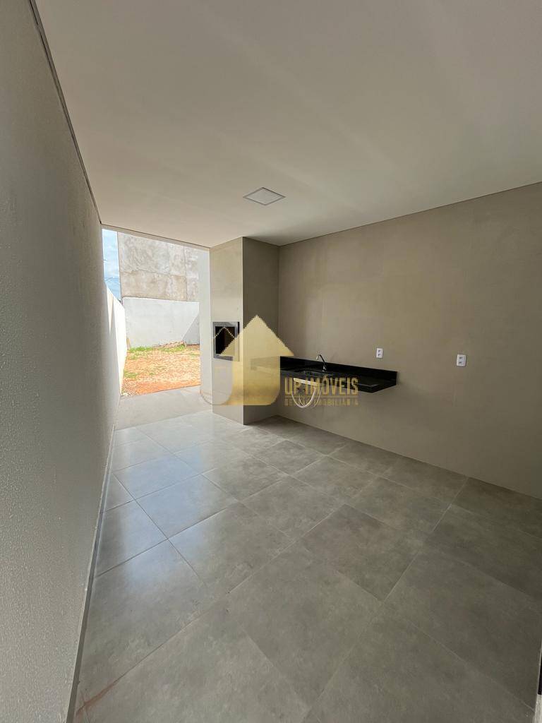 Casa à venda com 3 quartos, 122m² - Foto 14