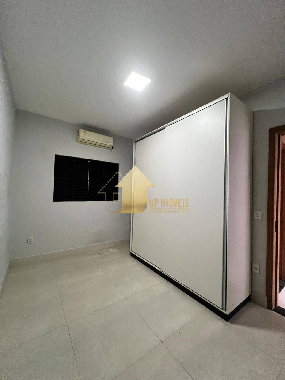 Casa à venda e aluguel com 3 quartos, 134m² - Foto 18