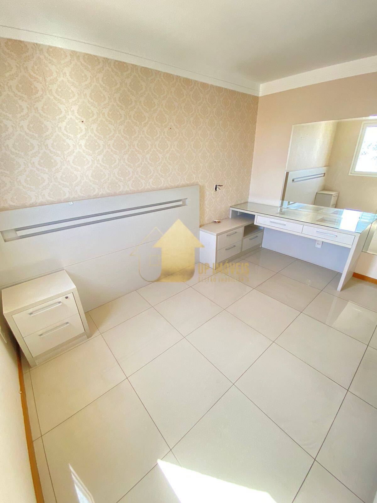 Apartamento à venda com 3 quartos, 134m² - Foto 20