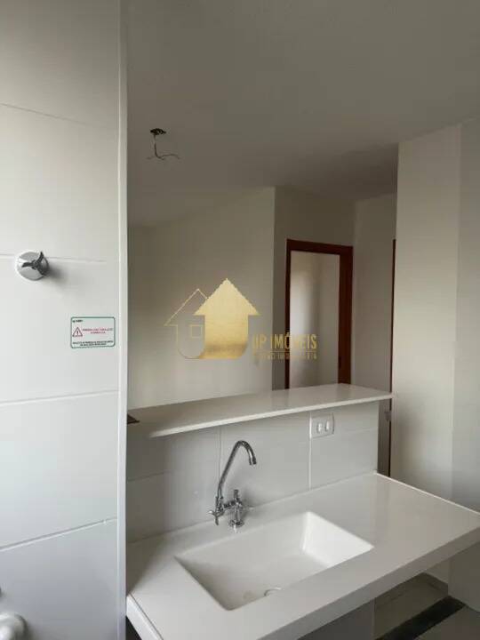 Apartamento à venda com 2 quartos, 40m² - Foto 4