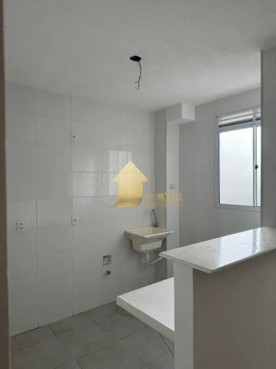 Apartamento à venda com 2 quartos, 40m² - Foto 9