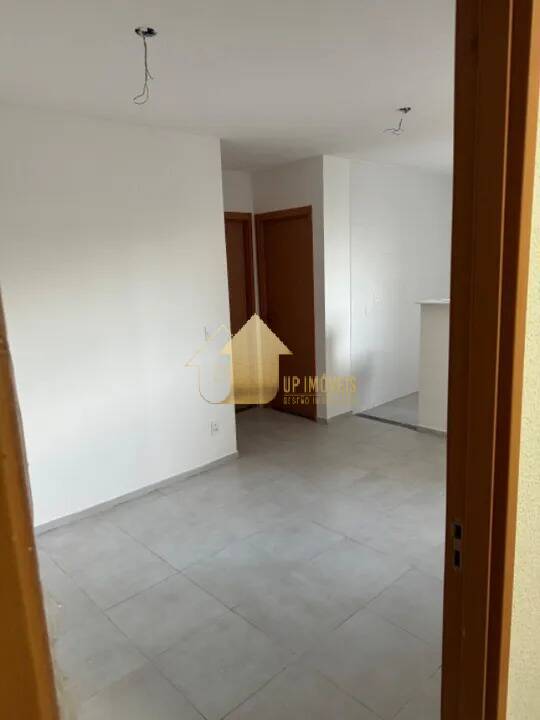 Apartamento à venda com 2 quartos, 40m² - Foto 11