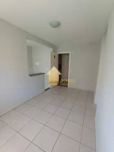 Apartamento à venda com 2 quartos, 50m² - Foto 2