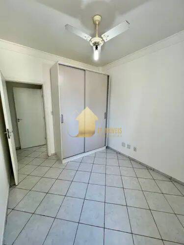 Apartamento à venda com 3 quartos, 91m² - Foto 11