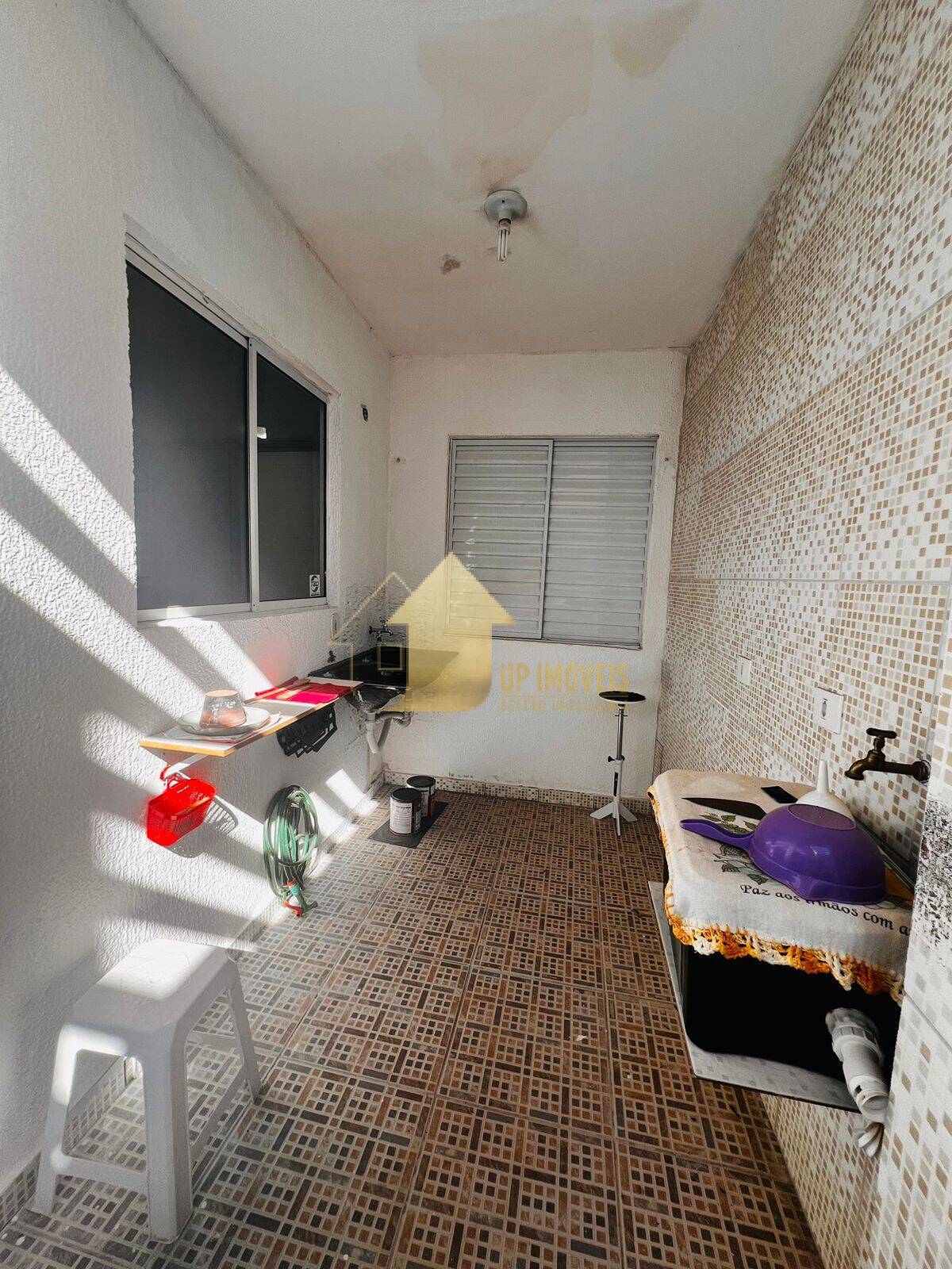 Casa de Condomínio à venda com 2 quartos, 1m² - Foto 11