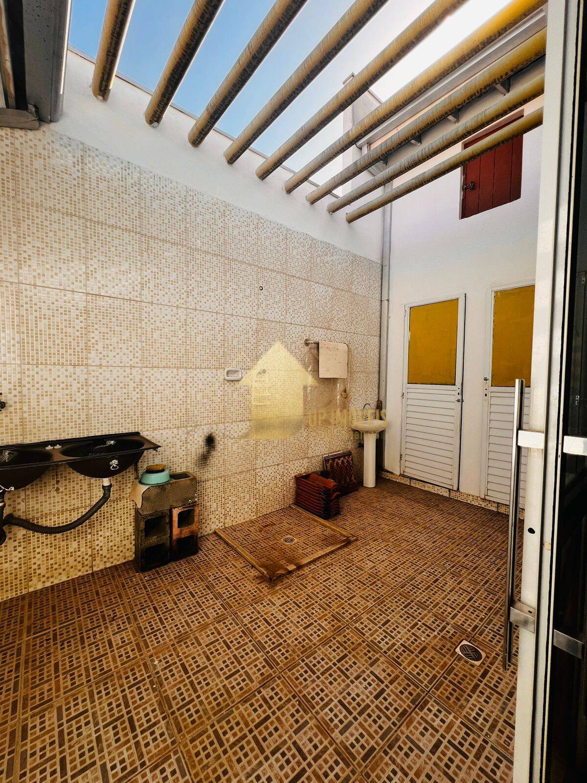 Casa de Condomínio à venda com 2 quartos, 1m² - Foto 12