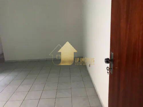 Casa à venda com 3 quartos, 1m² - Foto 11