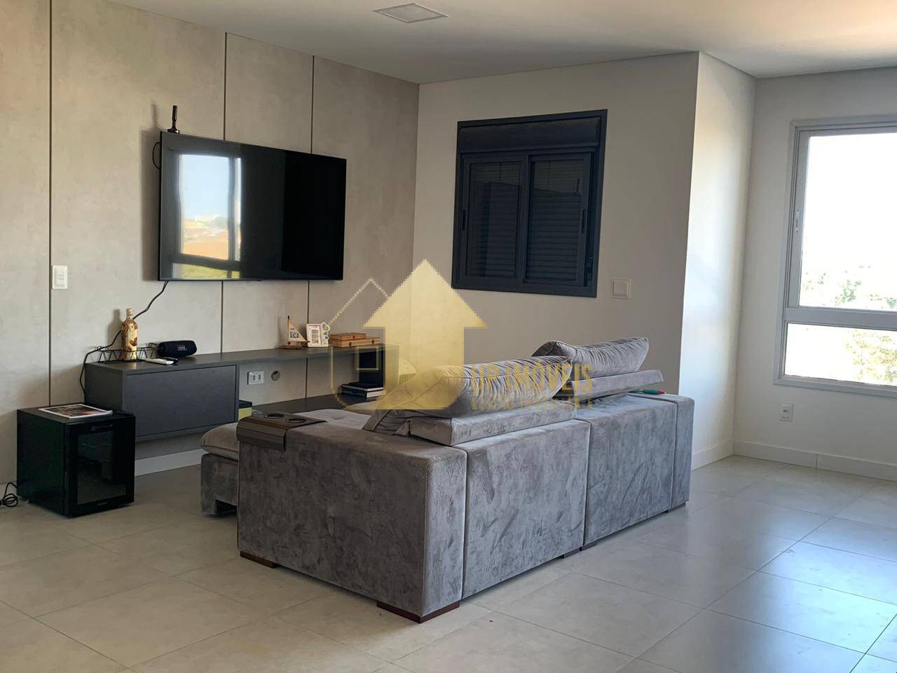 Apartamento à venda com 2 quartos, 80m² - Foto 8