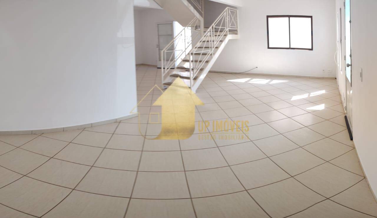 Sobrado para alugar com 4 quartos, 162m² - Foto 2