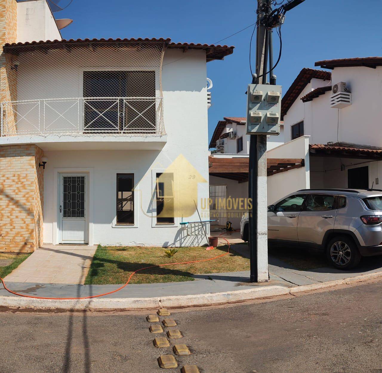 Sobrado para alugar com 4 quartos, 162m² - Foto 1