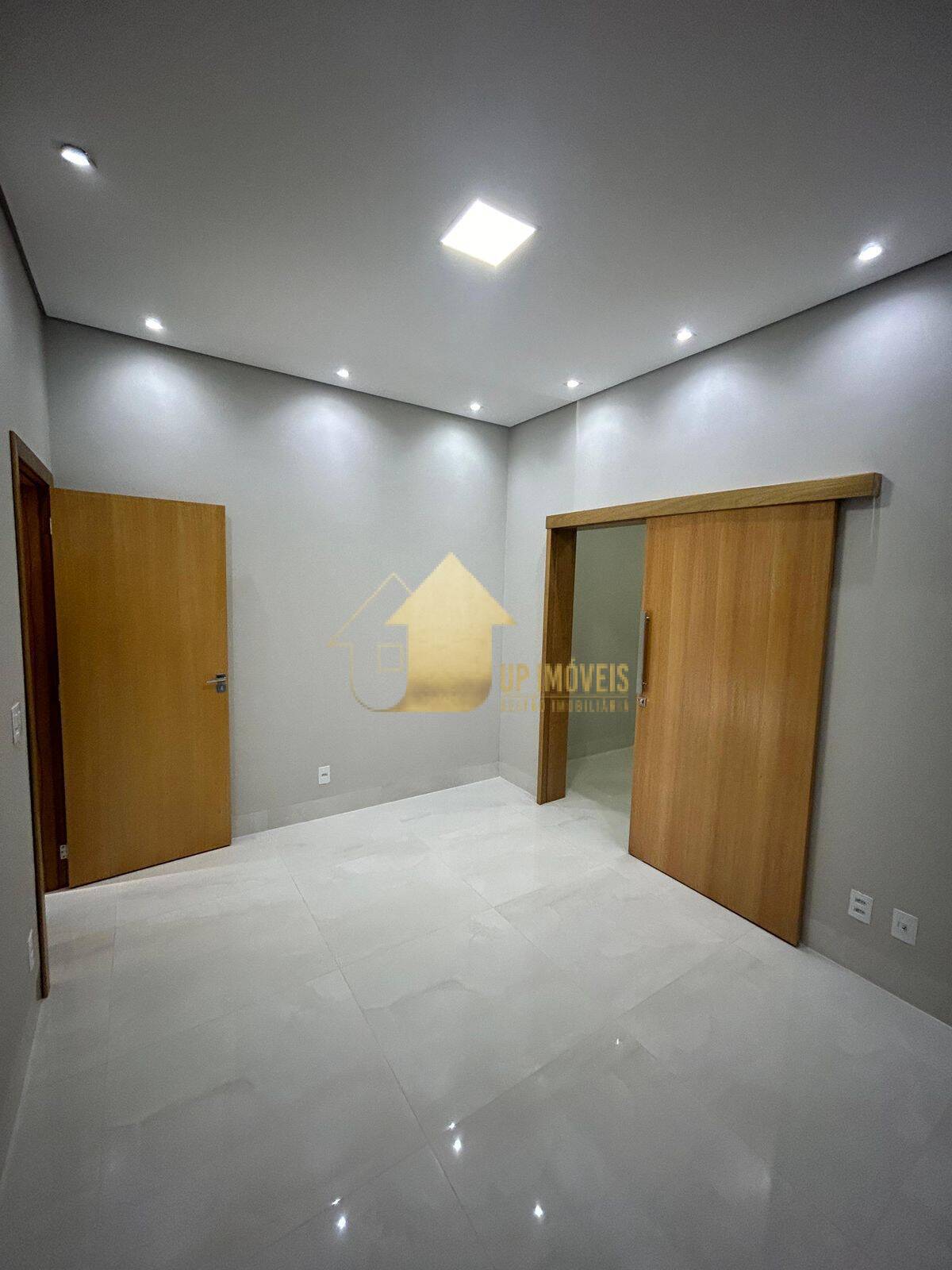 Casa de Condomínio à venda com 3 quartos, 170m² - Foto 4