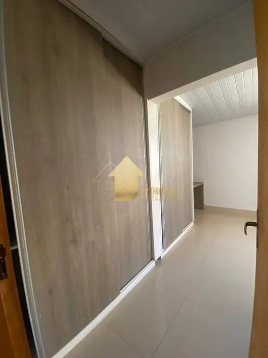 Casa para alugar com 2 quartos, 120m² - Foto 2