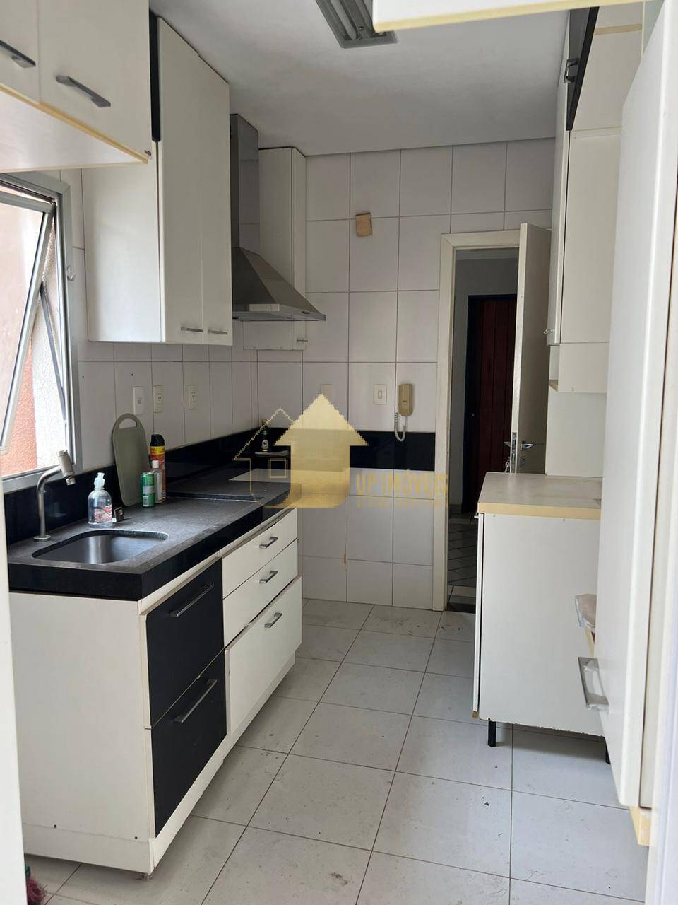 Apartamento à venda com 3 quartos, 89m² - Foto 7