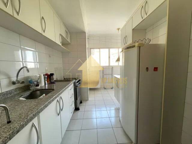 Apartamento à venda com 2 quartos, 70m² - Foto 5