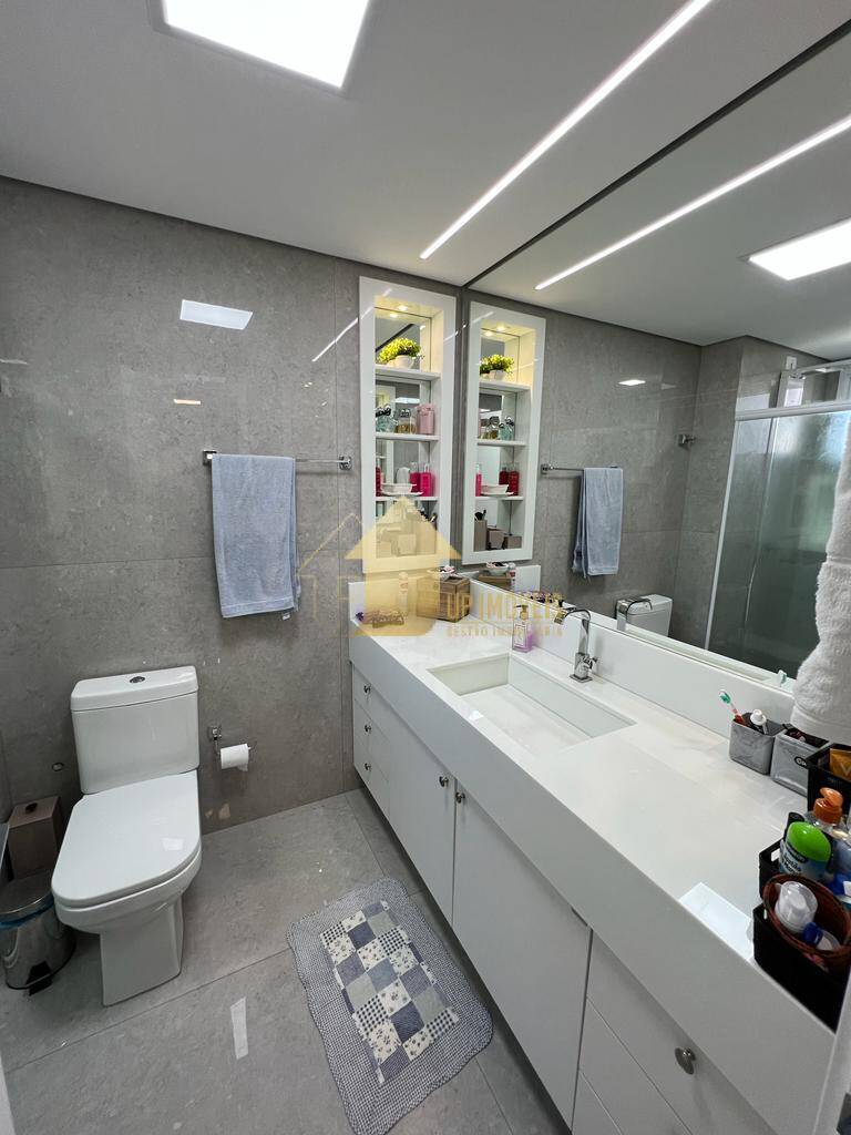 Apartamento à venda com 3 quartos, 136m² - Foto 7