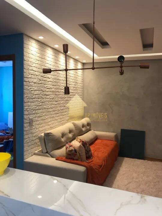 Apartamento à venda com 2 quartos, 40m² - Foto 4