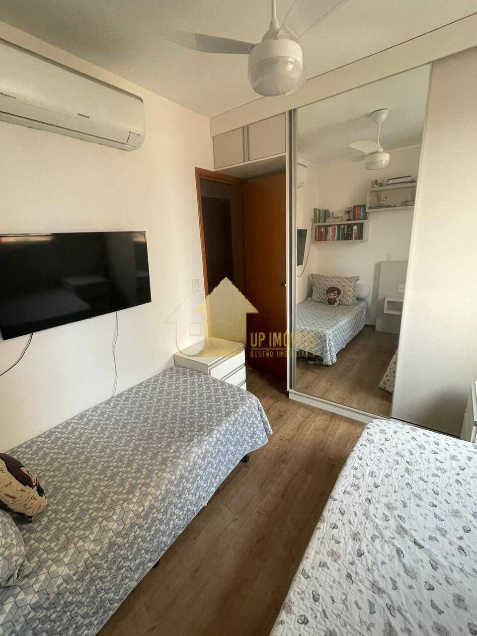 Apartamento à venda com 3 quartos, 80m² - Foto 4