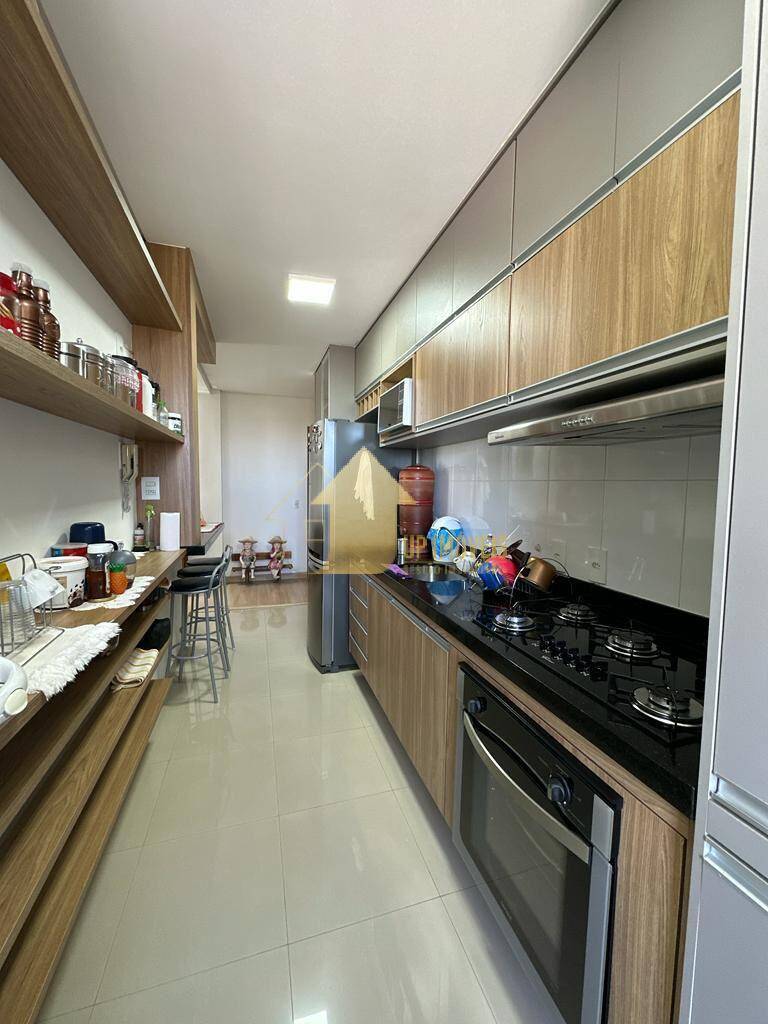 Apartamento à venda com 3 quartos, 95m² - Foto 5