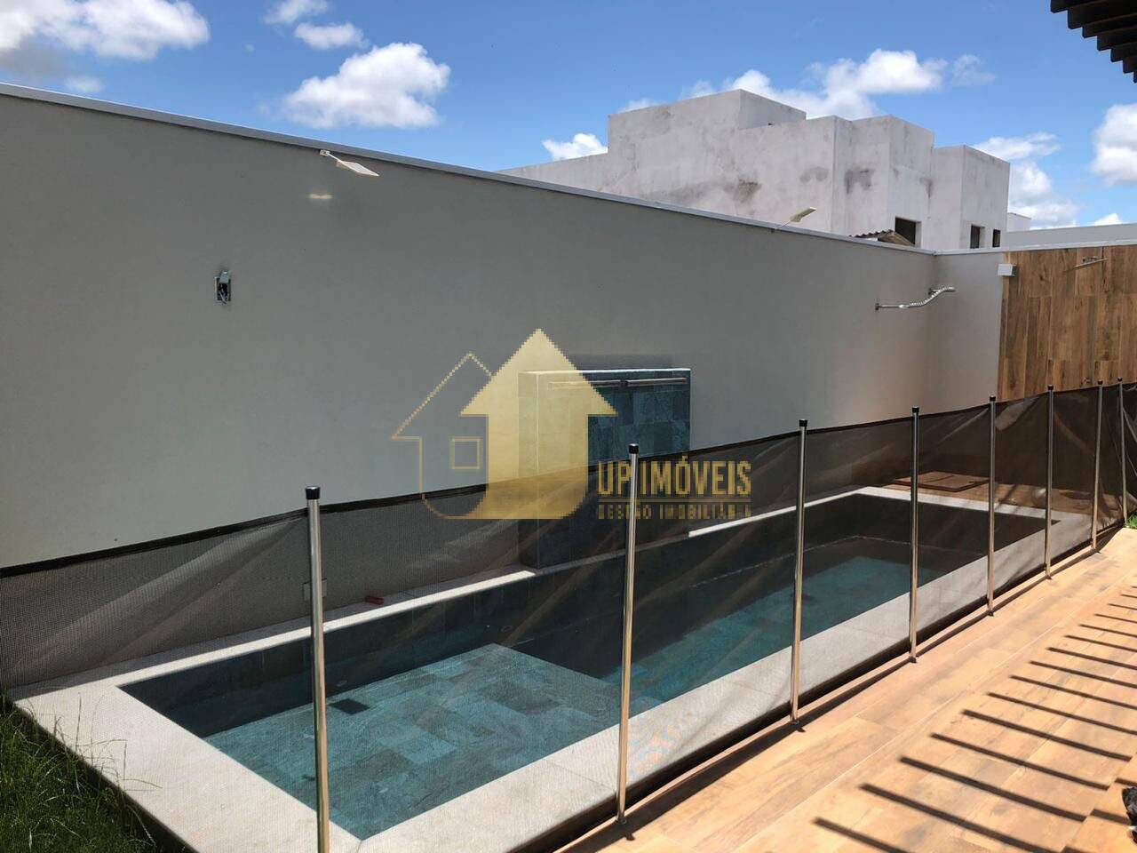 Casa de Condomínio à venda e aluguel com 3 quartos, 225m² - Foto 2