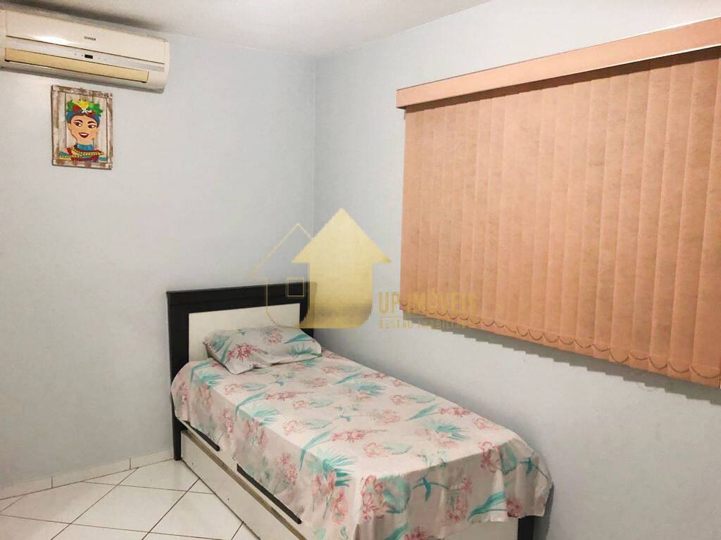 Casa à venda com 2 quartos, 180m² - Foto 3