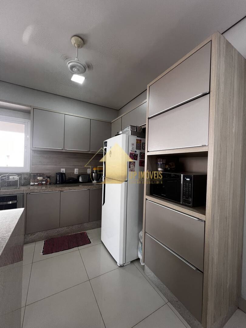 Casa de Condomínio à venda com 3 quartos, 260m² - Foto 15