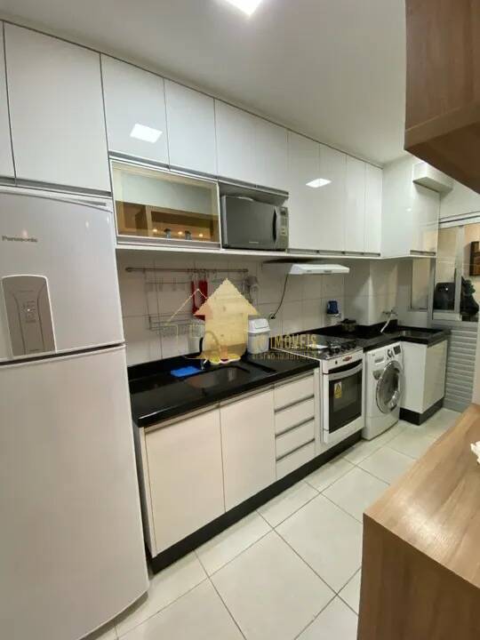 Apartamento à venda com 3 quartos, 72m² - Foto 3