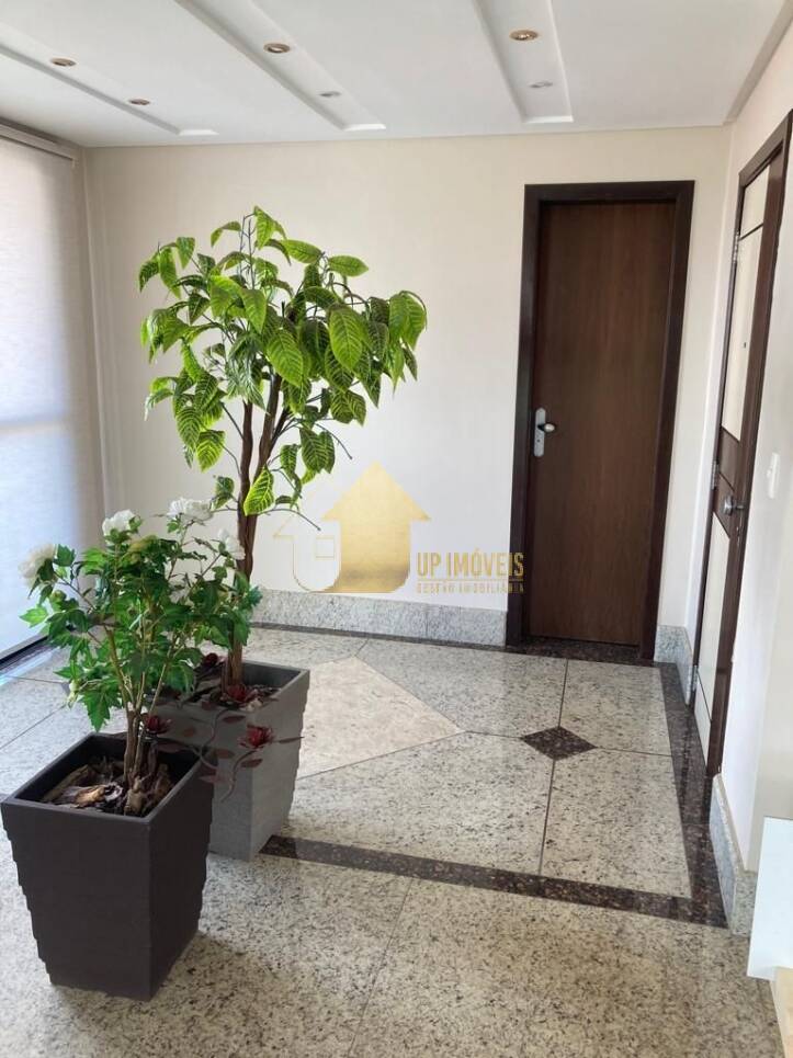 Apartamento à venda com 5 quartos, 256m² - Foto 8