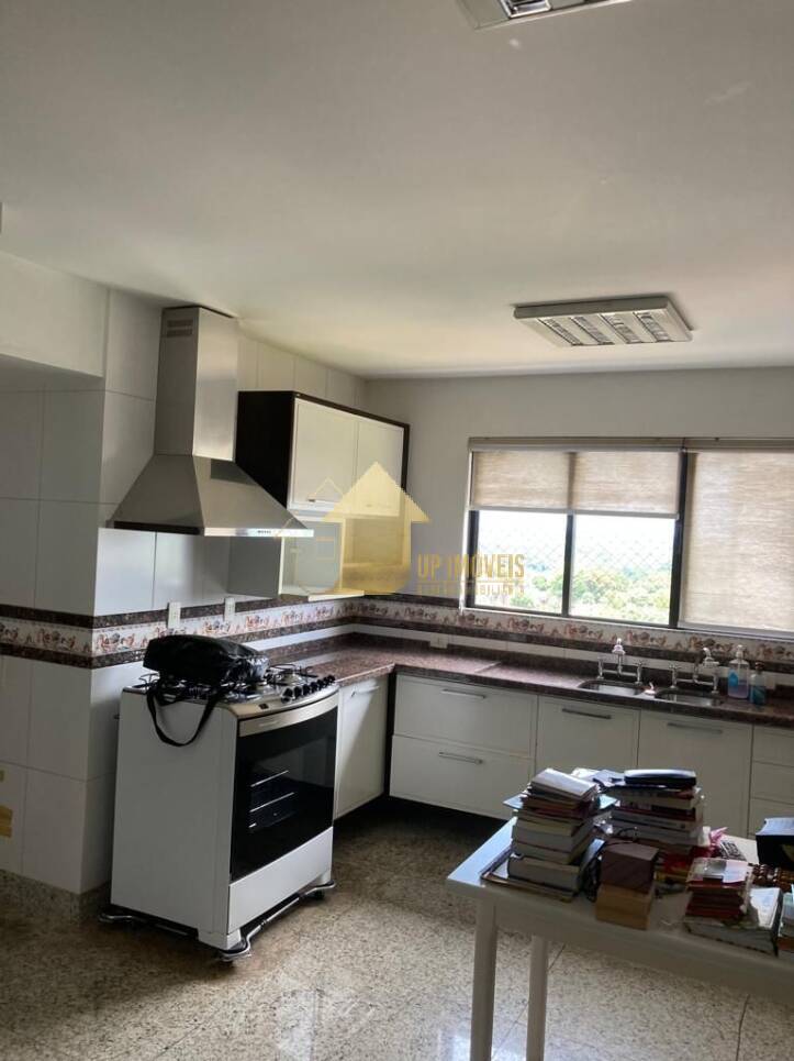 Apartamento à venda com 5 quartos, 256m² - Foto 14