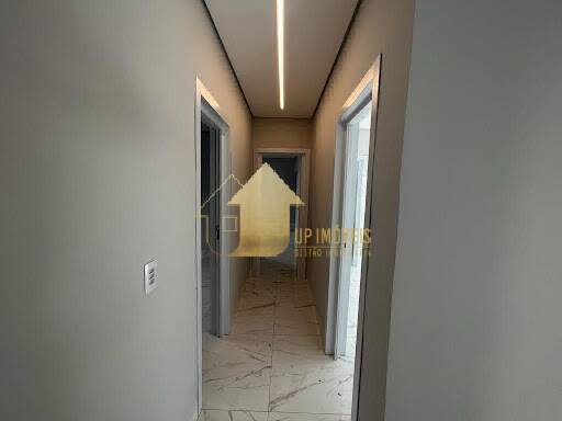 Casa à venda com 3 quartos, 161m² - Foto 4