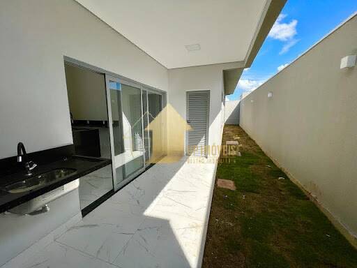 Casa à venda com 3 quartos, 161m² - Foto 5