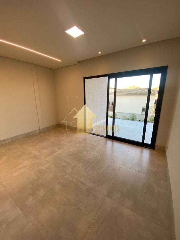 Casa de Condomínio à venda com 3 quartos, 376m² - Foto 4